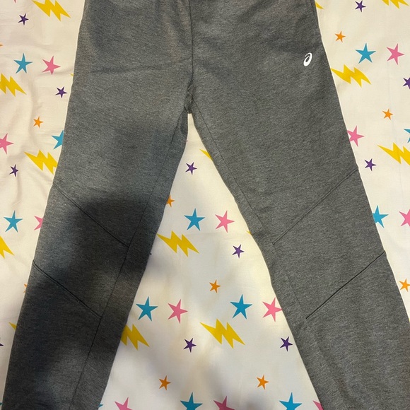 Asics Athletic Set - Picture 2 of 3